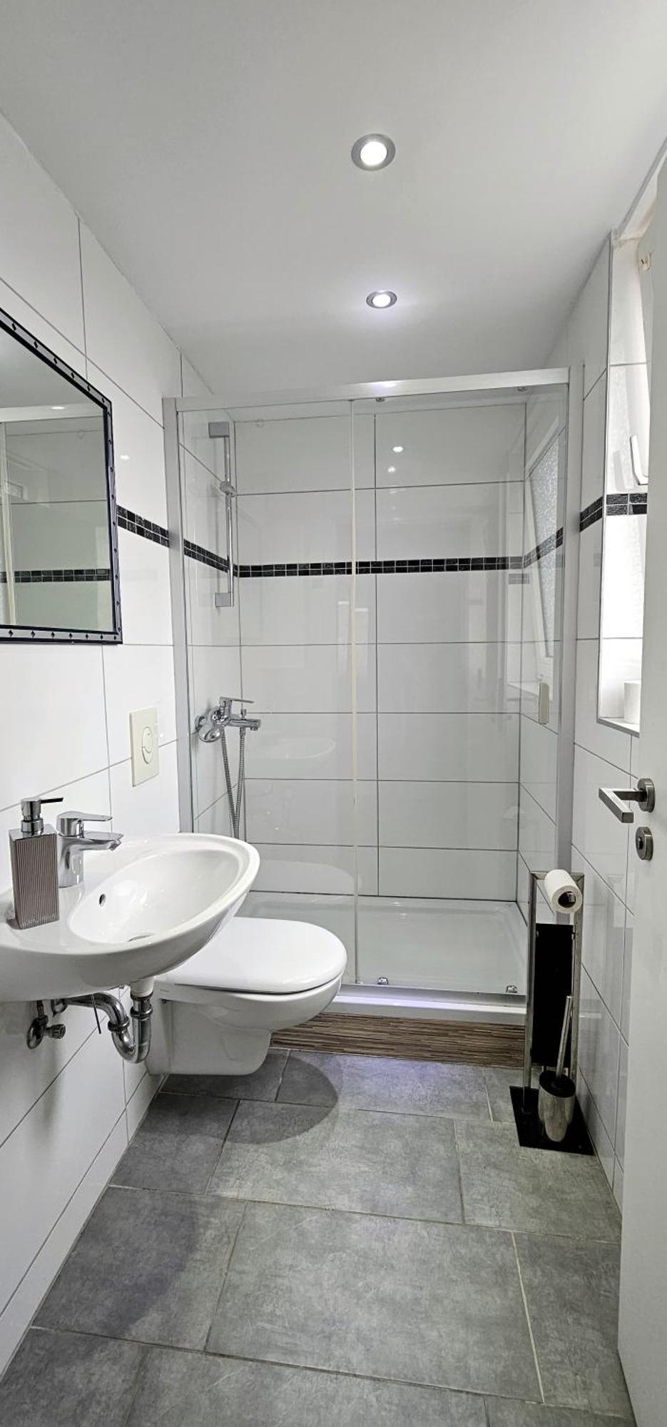 Gruendauer Monteurwohnung/Studentenwohnung Dış mekan fotoğraf