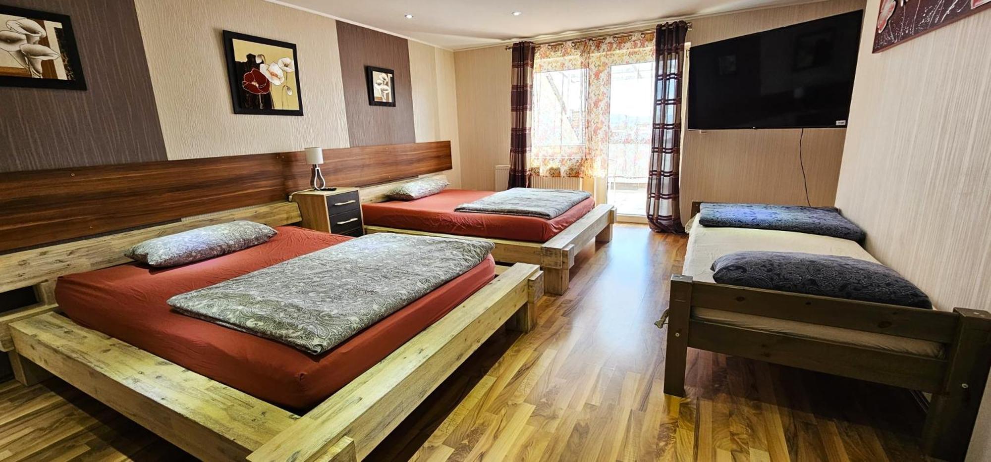 Gruendauer Monteurwohnung/Studentenwohnung Dış mekan fotoğraf
